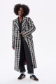 Płaszcz AMBER 2 BS krata czarny biały (4).jpg
