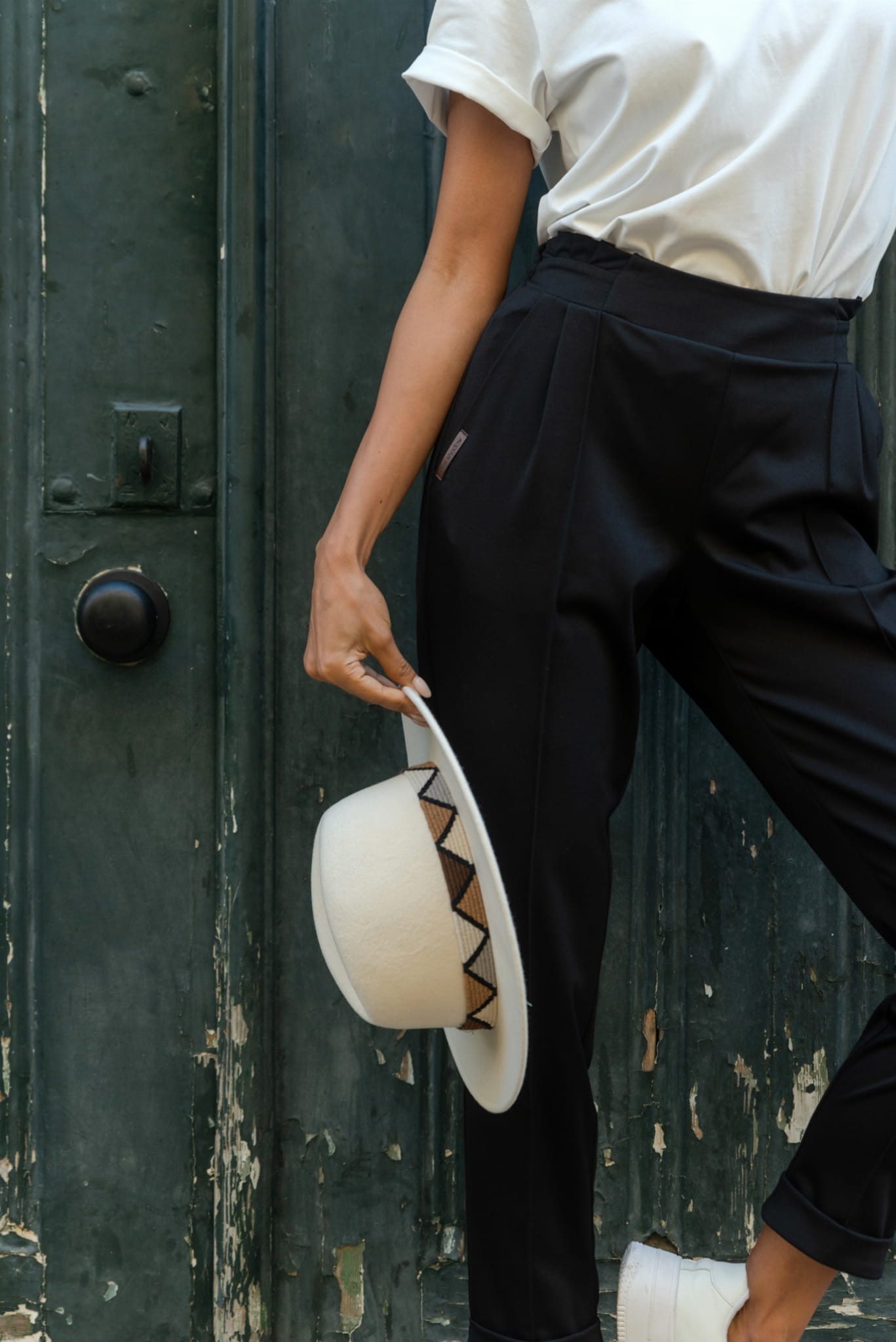 f52a30b922bbaa4488bdb04c668331b8