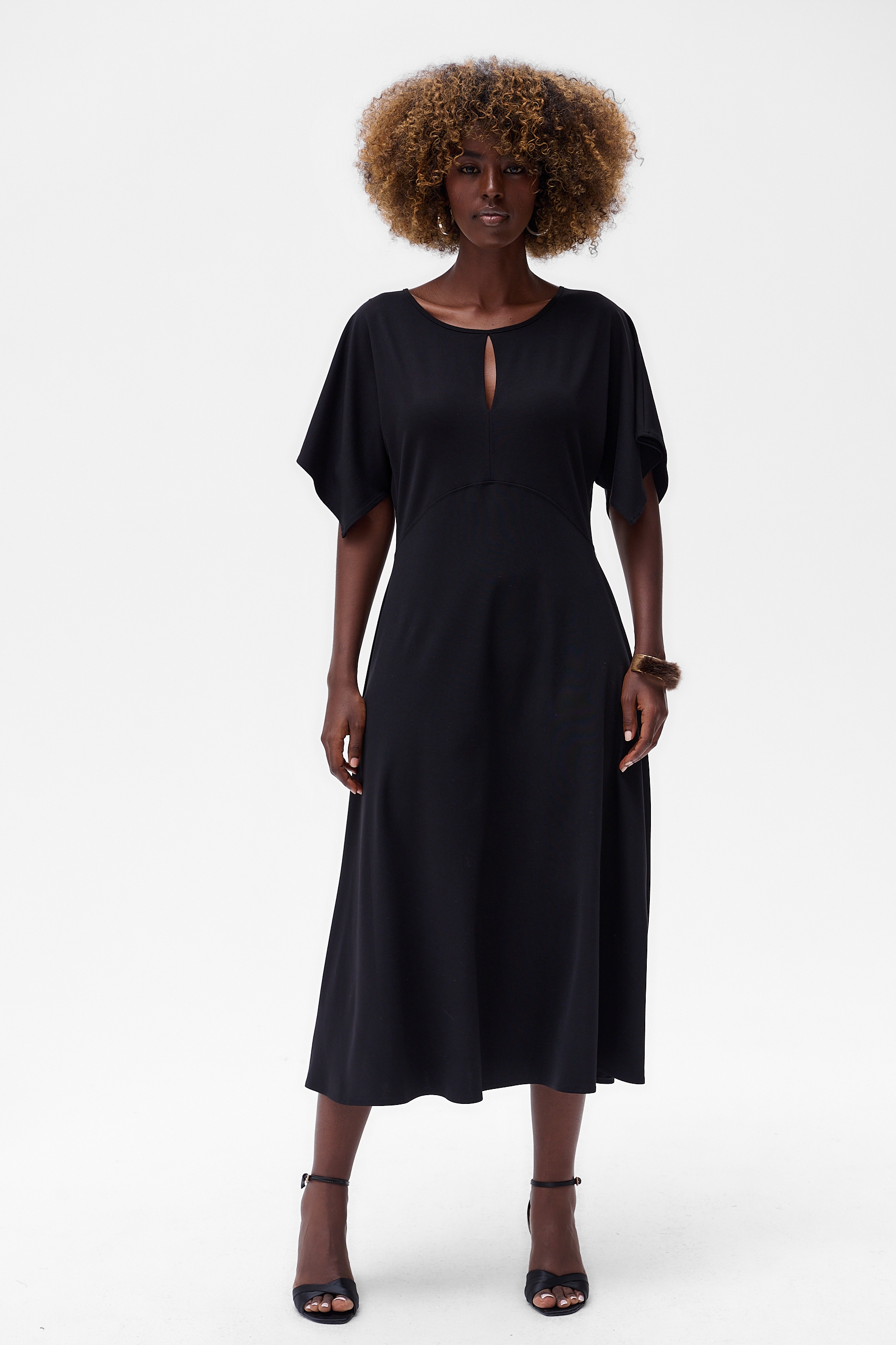 thalia black (5).jpg