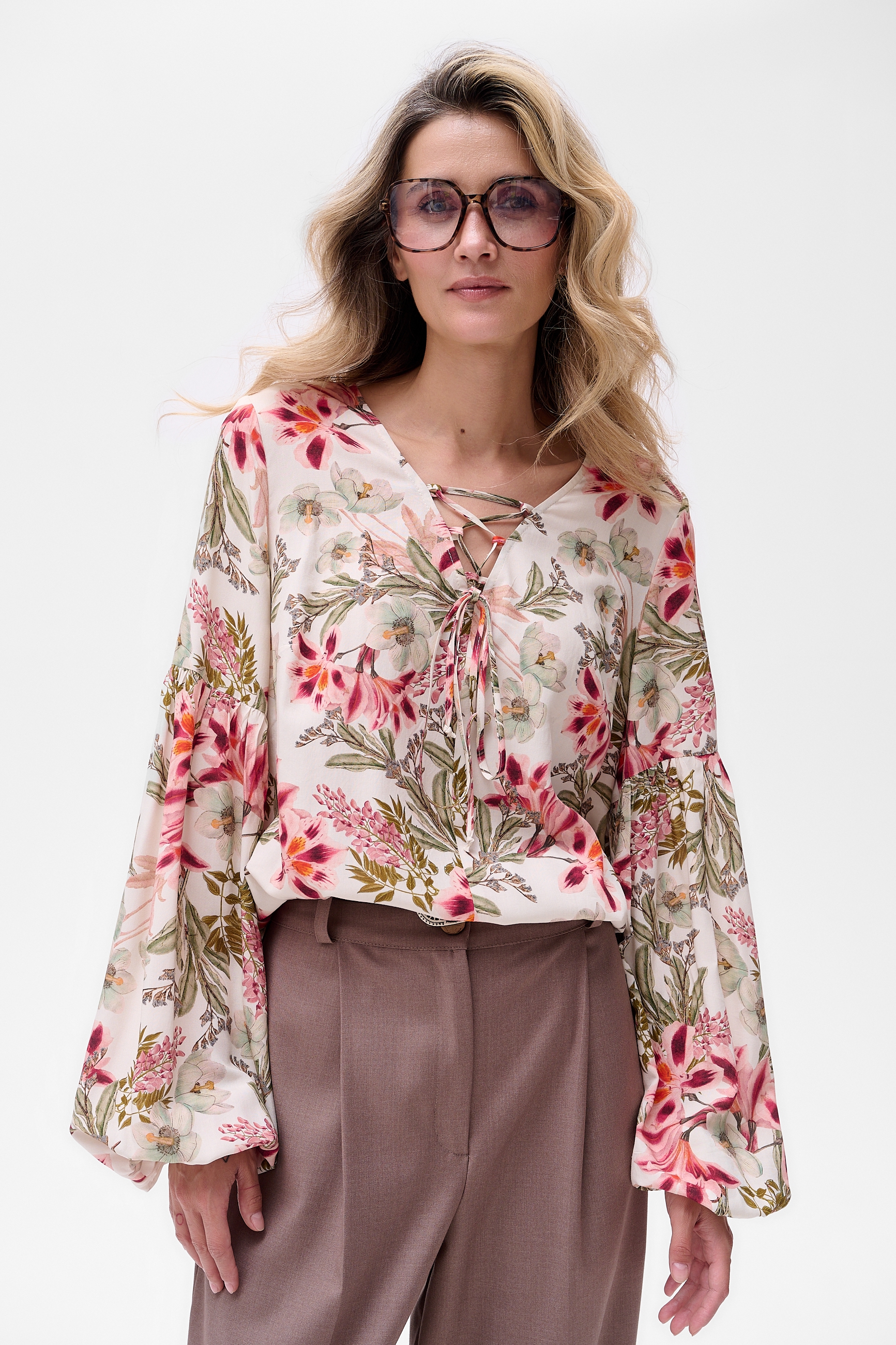 riri hilton beige brown (16).jpg