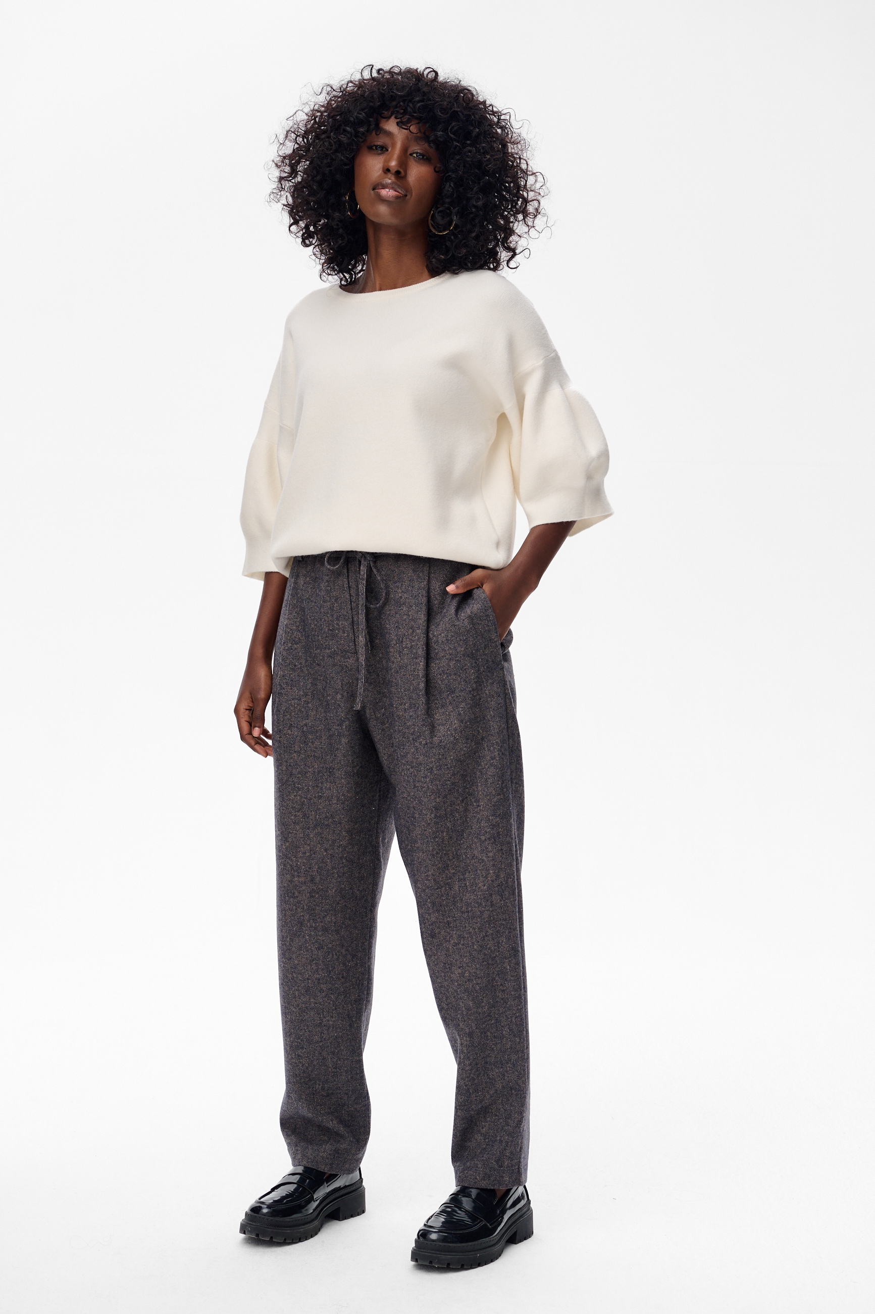 7036 ecru halinka navy (16).jpg