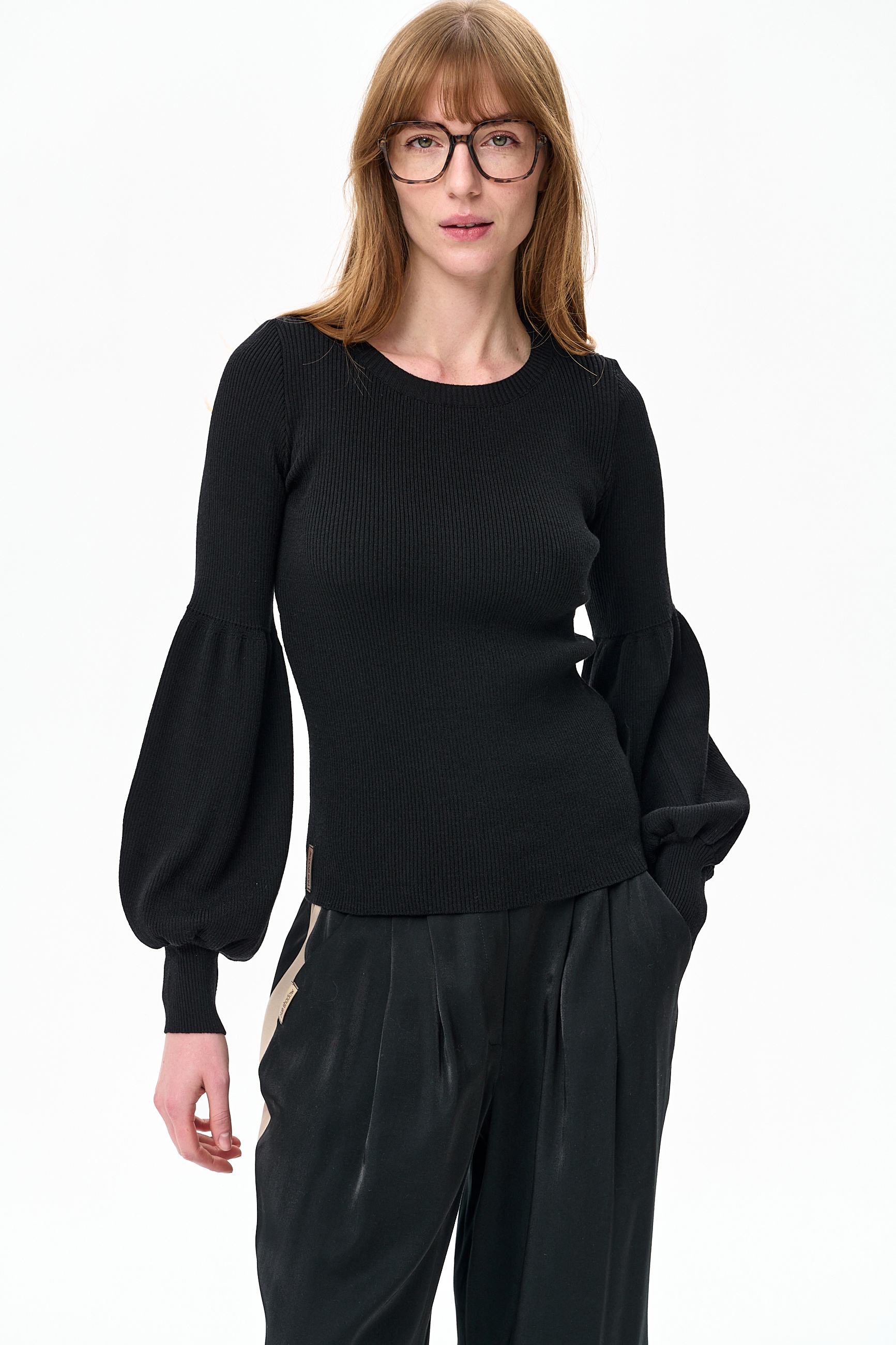 exi black (2).jpg