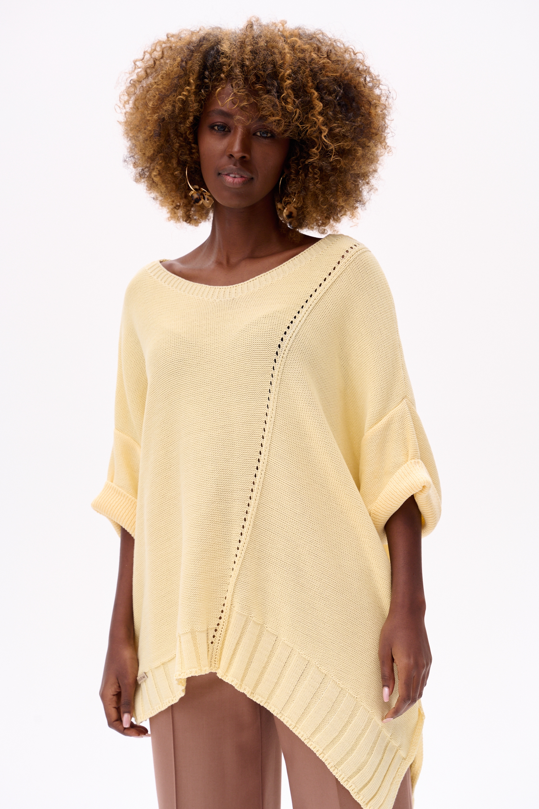 gustti yellow (4).jpg