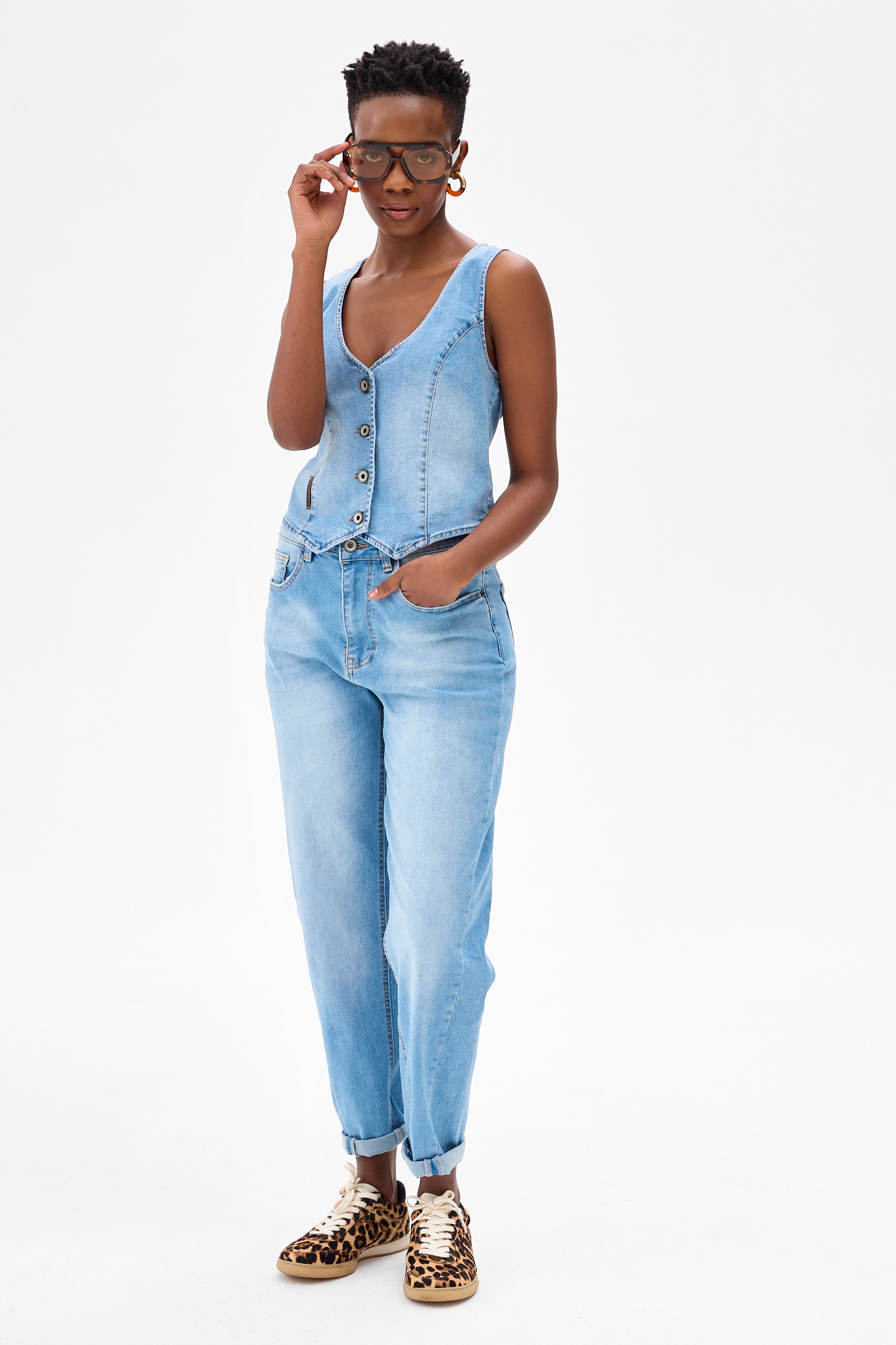 1551 ligh jeans kam 1730 (2).jpg