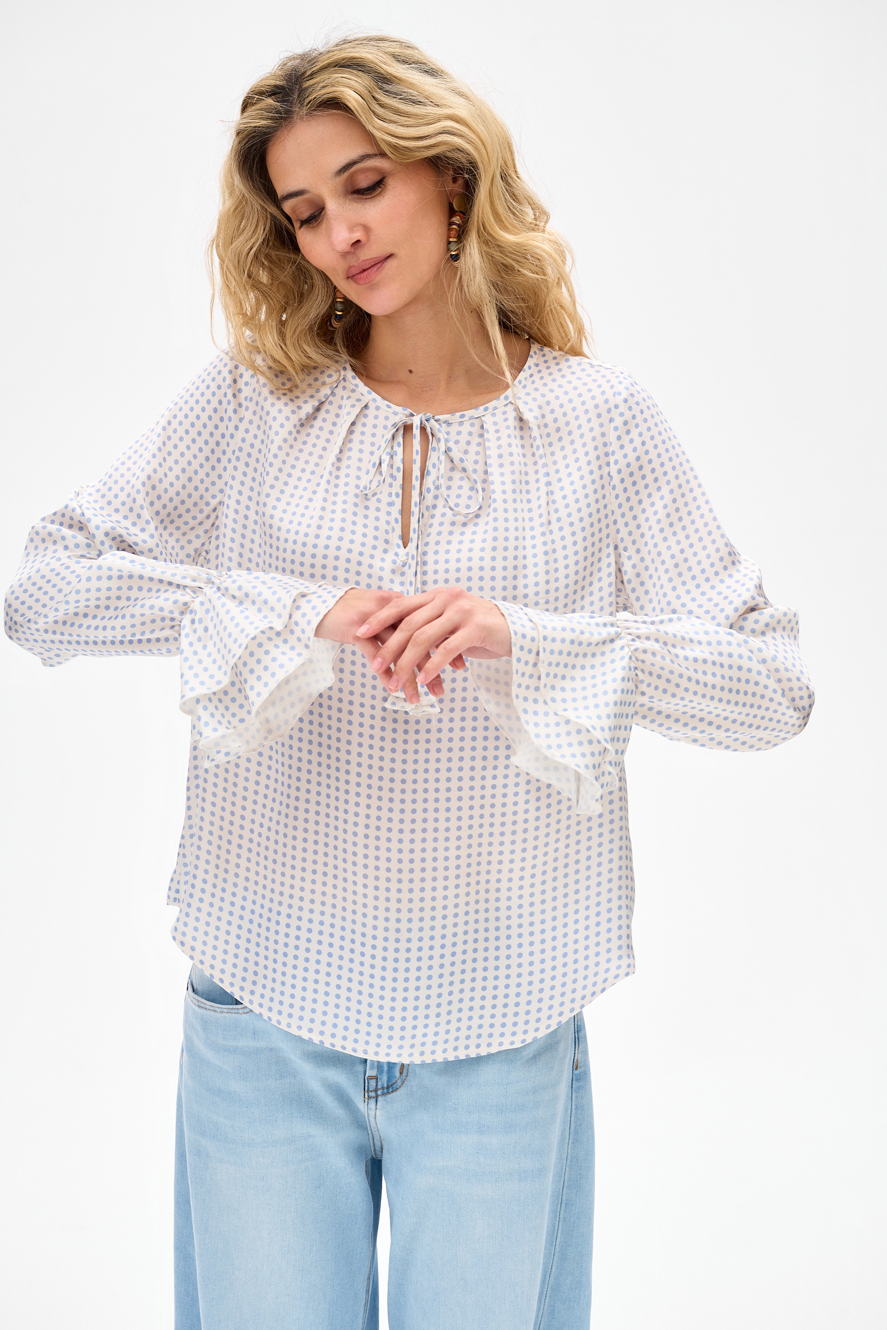 isla light blue (8).jpg