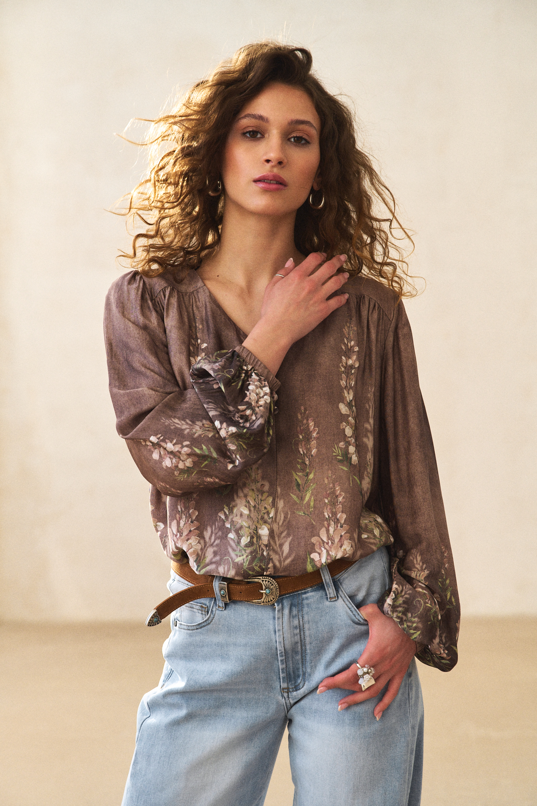 li taupe (6).jpg
