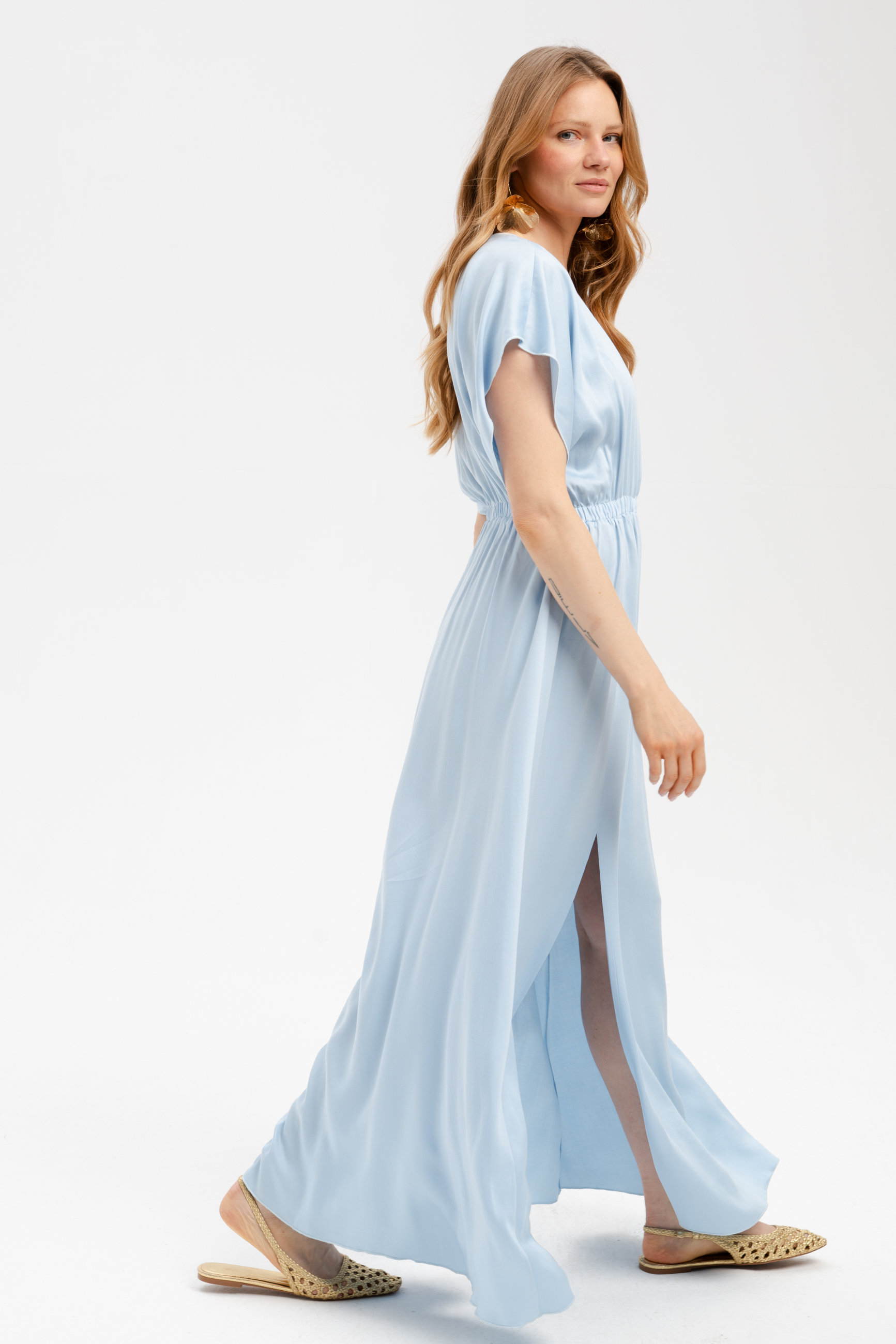aura blue (3).jpg