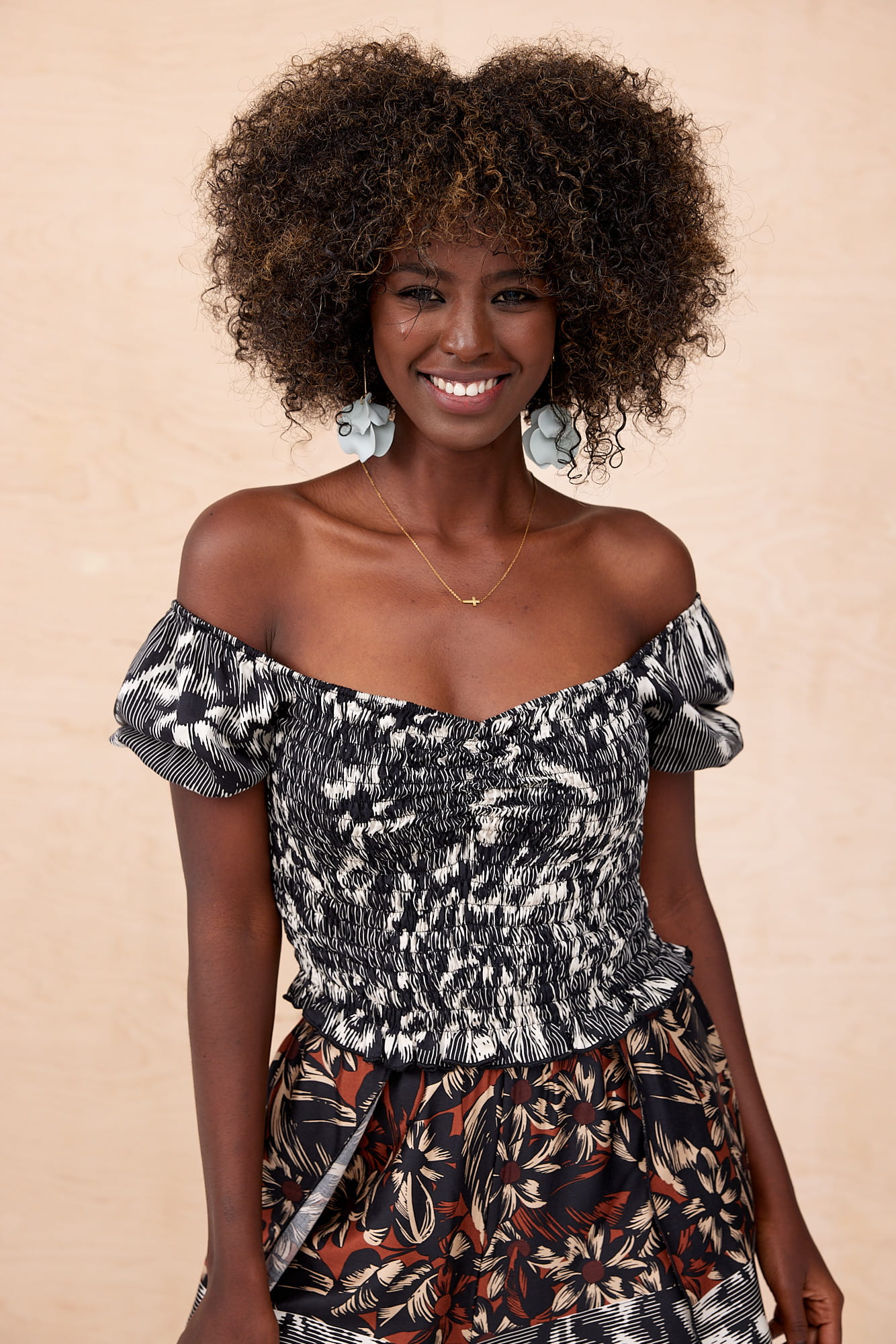 21e096e0416bee45d48e33949366ee87